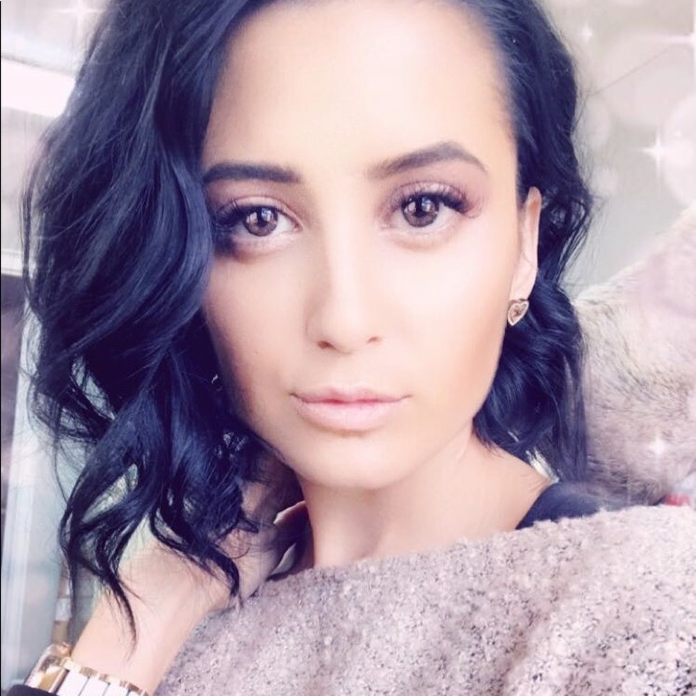 Meet your Posher, Tori